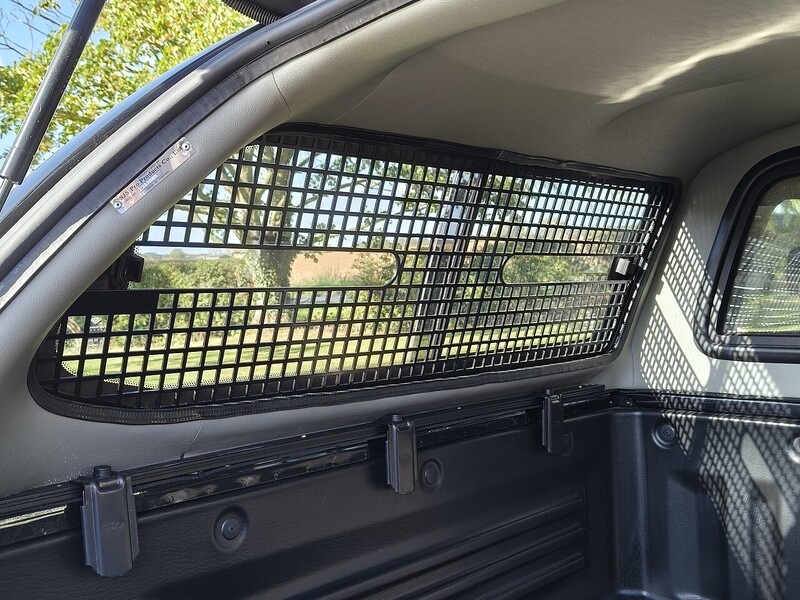 KGM 2.2D Saracen Pickup Double Cab 4dr Diesel Auto 4WD Euro 6 (202 ps)