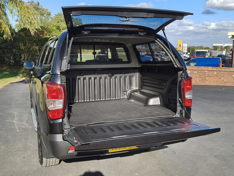 KGM 2.2D Saracen Pickup Double Cab 4dr Diesel Auto 4WD Euro 6 (202 ps)