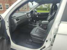 SsangYong Musso Rebel 2.2d Manual