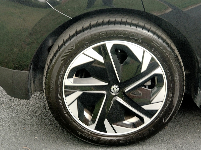 MG 125KW SE EV 51kWh 5dr Auto 0.0 5dr Hatchback Automatic Electric