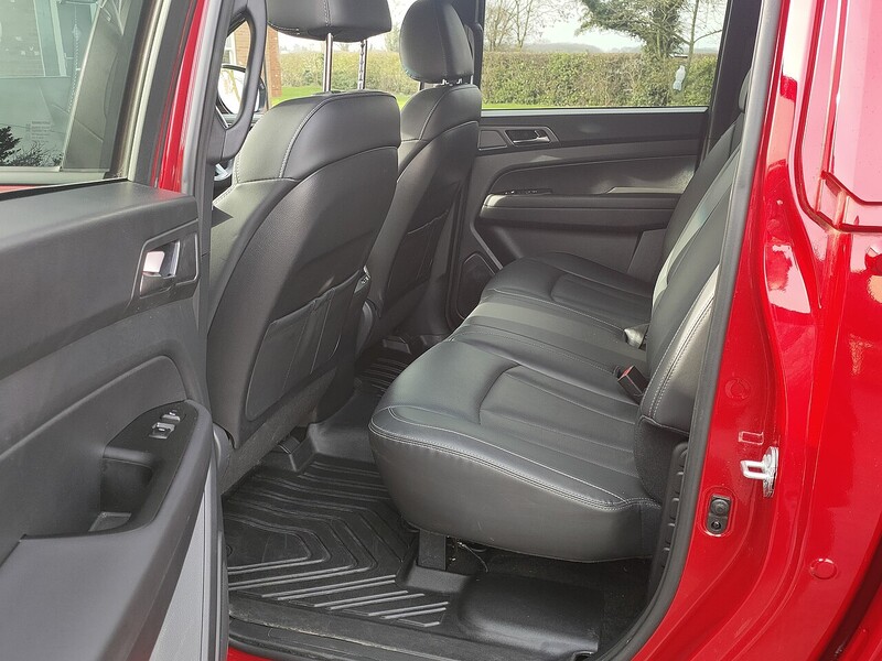 KGM Saracen+ Canopy+ Towbar 2.2 4dr Pick Up Automatic Diesel