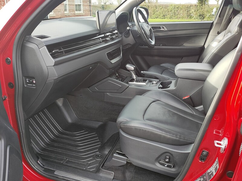 KGM Saracen+ Canopy+ Towbar 2.2 4dr Pick Up Automatic Diesel