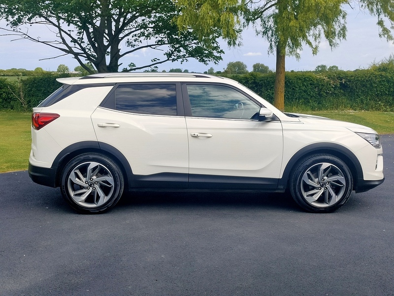 SsangYong Ultimate 4x4 Auto 1.6 5dr SUV Automatic Diesel
