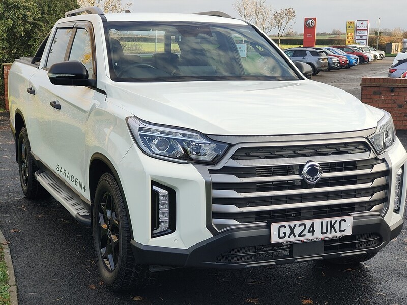 KGM Saracen Plus+ Roll Lock+ Towbar 2.2 4dr Pickup Automatic Diesel