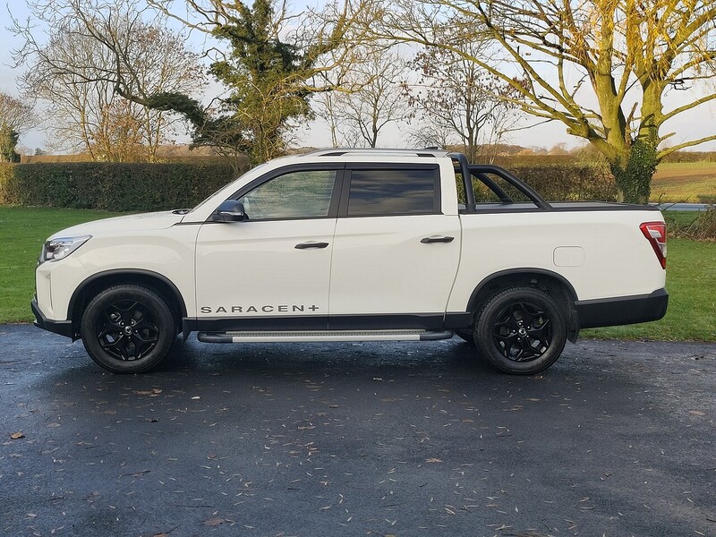 KGM Saracen Plus+ Roll Lock+ Towbar 2.2 4dr Pickup Automatic Diesel