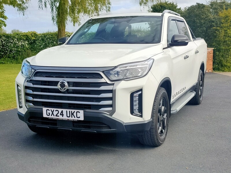 KGM Saracen Plus+ Roll Lock+ Towbar 2.2 4dr Pickup Automatic Diesel