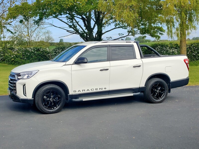 KGM Saracen Plus+ Roll Lock+ Towbar 2.2 4dr Pickup Automatic Diesel