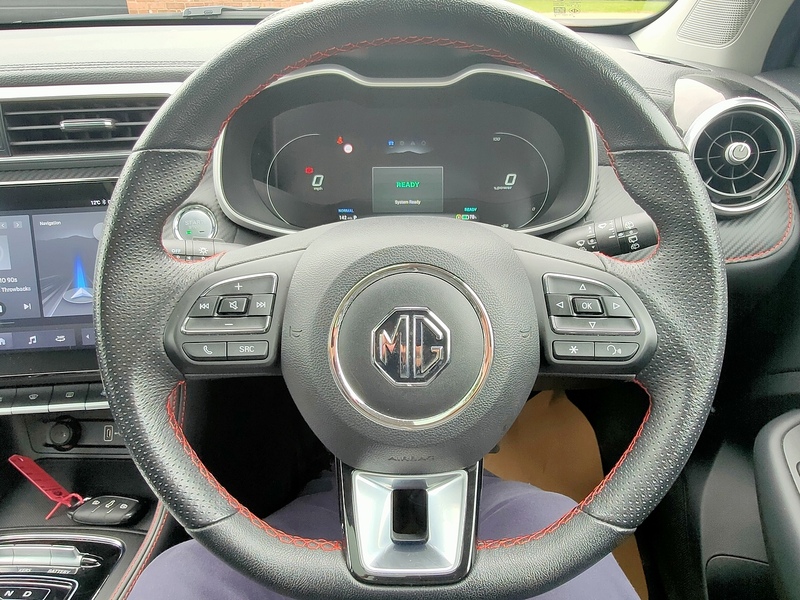 MG 51 kWh Trophy SR 0.0 5dr SUV Automatic Electric