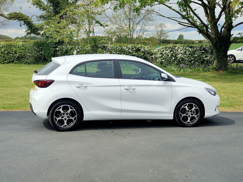 MG 1.5 SE 1.5 5dr Hatchback Manual Petrol