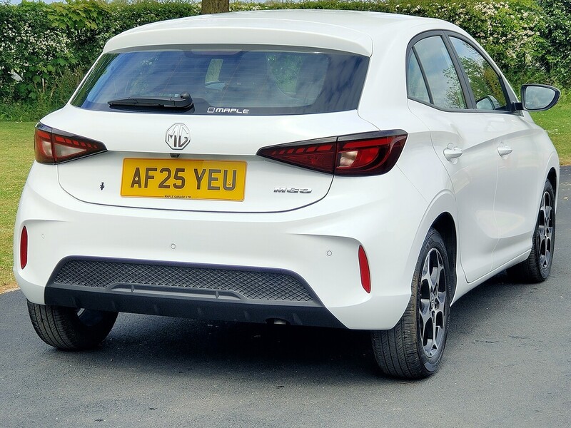 MG 1.5 SE 1.5 5dr Hatchback Manual Petrol