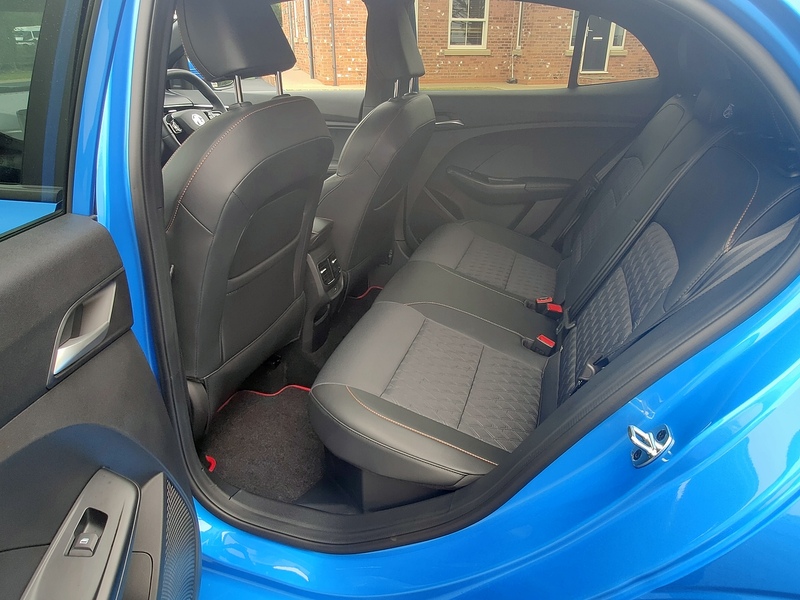 MG 1.5 Hybrid+ MHEV Trophy Hatchback 5dr Petrol Hybrid Auto Euro 6 (s/s) (194 ps)