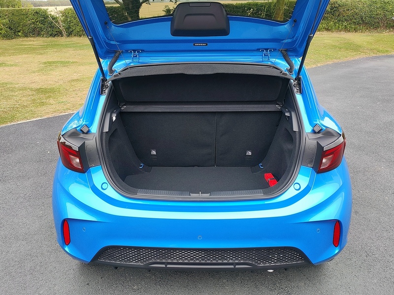 MG 1.5 Hybrid+ MHEV Trophy Hatchback 5dr Petrol Hybrid Auto Euro 6 (s/s) (194 ps)