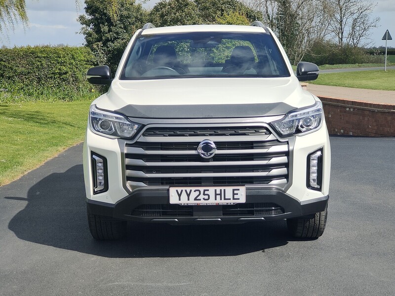 KGM Saracen 2.2 Diesel 2.2 4dr Pick Up Automatic Diesel