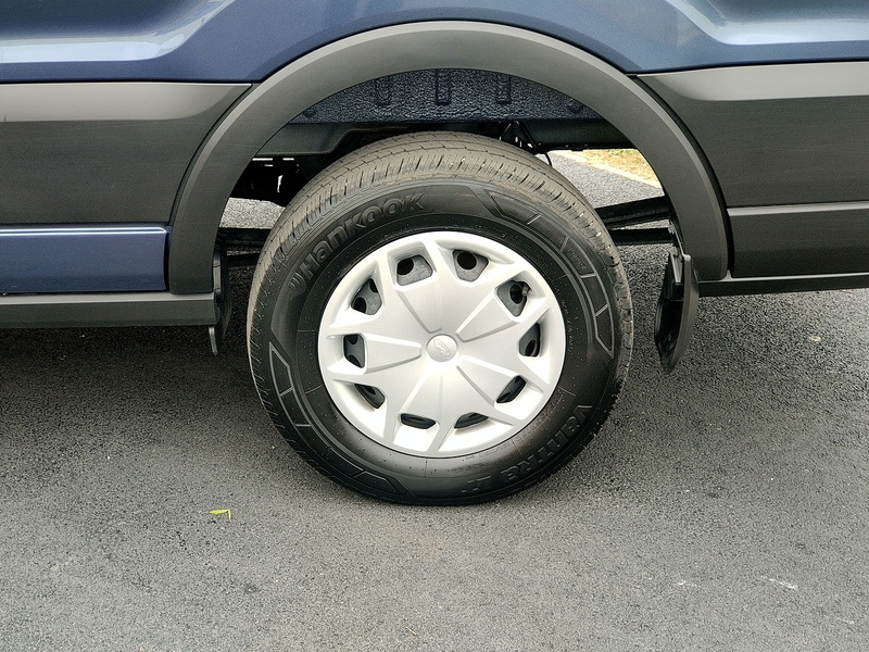 Ford 410 EcoBlue Trend 2.0 5dr Minibus Manual Diesel