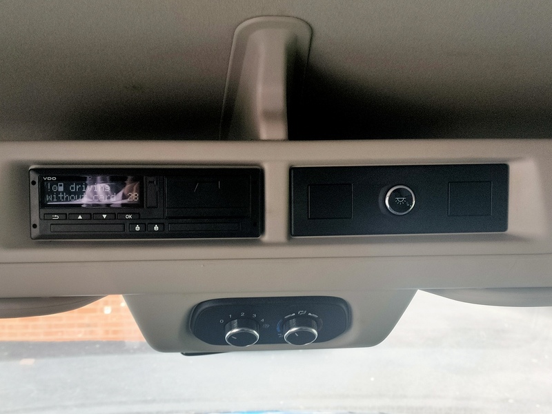 Ford 410 EcoBlue Trend 2.0 5dr Minibus Manual Diesel