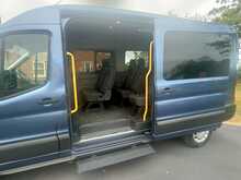 Ford Transit Minibus 14 Seats