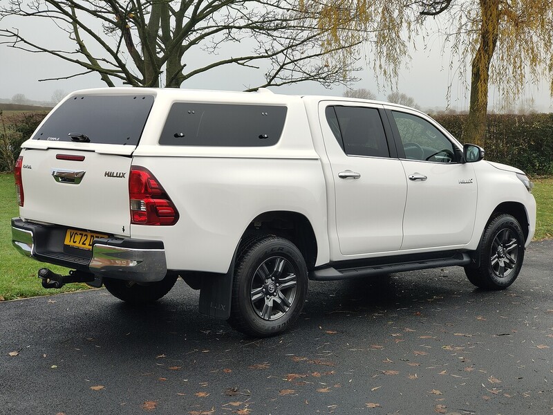 Toyota 2.4 D-4D Icon 2.4 4dr Pickup Manual Diesel