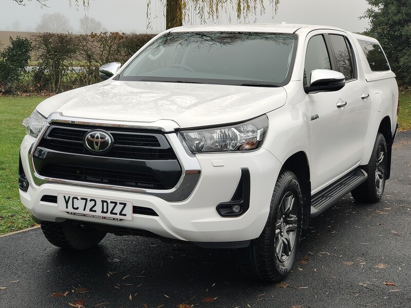 Toyota 2.4 D-4D Icon 2.4 4dr Pickup Manual Diesel