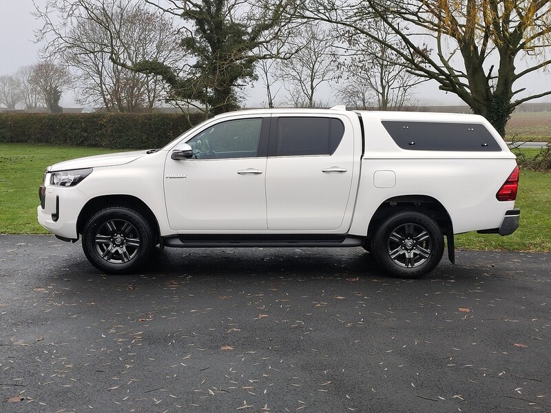 Toyota 2.4 D-4D Icon 2.4 4dr Pickup Manual Diesel