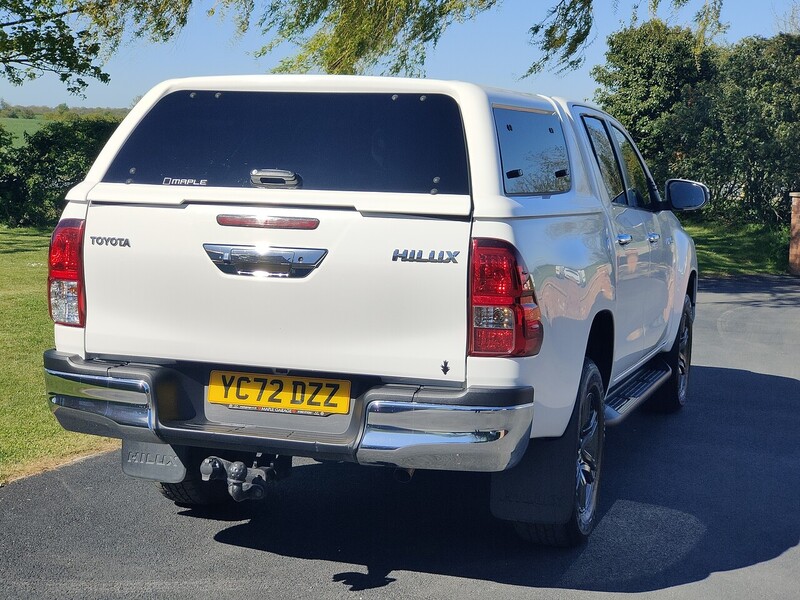 Toyota 2.4 D-4D Icon 2.4 4dr Pickup Manual Diesel