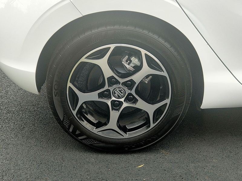 MG 1.5 Hybrid+ Trophy 1.5 5dr Hatchback Automatic Petrol Hybrid