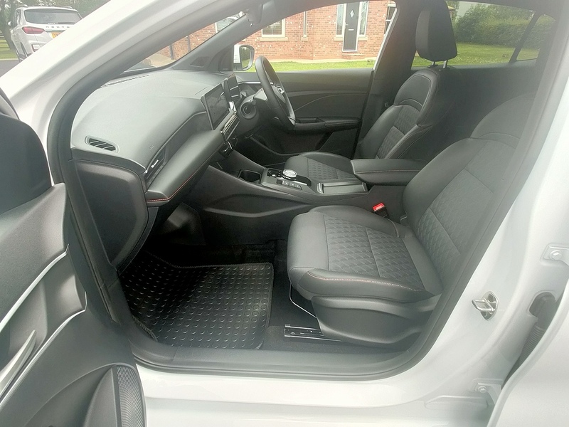 MG 1.5 Hybrid+ Trophy 1.5 5dr Hatchback Automatic Petrol Hybrid