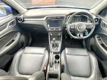 MG ZS 1.5 Exclusive Manual
