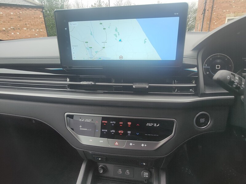 KGM Saracen Q270 2.2 4dr Pick Up Automatic Diesel