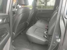 KGM Musso Saracen Q270