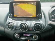 Nissan Juke DIG-T N-Connecta SUV 1.0 Automatic Petrol