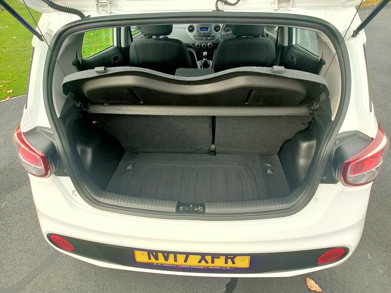 Hyundai 1.0 SE 1.0 5dr Hatchback Manual Petrol