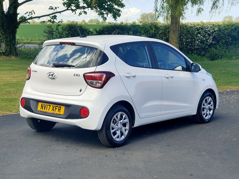 Hyundai 1.0 SE 1.0 5dr Hatchback Manual Petrol