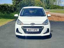 Hyundai i10 1.0 SE 5dr Manual