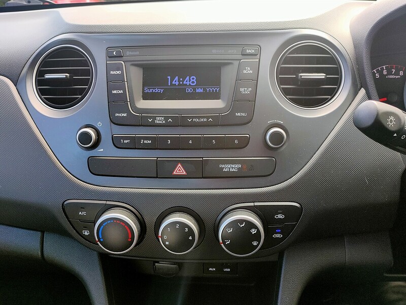 Hyundai 1.0 SE 1.0 5dr Hatchback Manual Petrol
