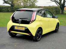 Toyota Aygo 1.0 X-Cite 5dr Bi-Tone