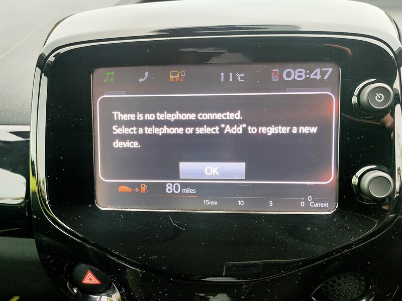 Toyota 1.0 VVT-i x-cite 3 Yellow Bi-Tone Hatchback 5dr Petrol x-shift Euro 6 (68 ps)