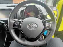 Toyota Aygo 1.0 X-Cite 5dr Bi-Tone
