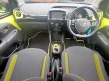 Toyota Aygo 1.0 X-Cite 5dr Bi-Tone