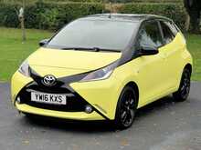 Toyota Aygo 1.0 X-Cite 5dr Bi-Tone