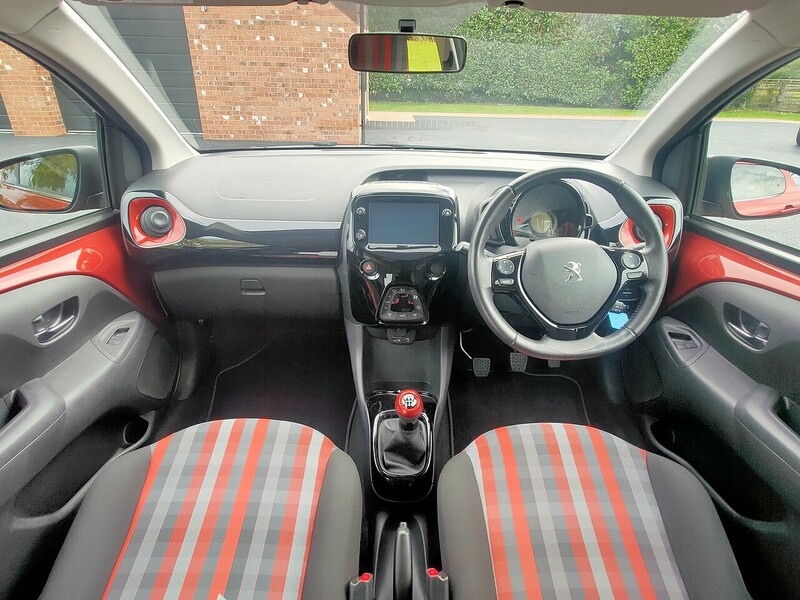 Peugeot 1.0 Collection 1.0 5dr Hatchback Manual Petrol