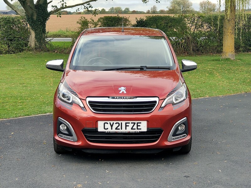Peugeot 1.0 Collection 1.0 5dr Hatchback Manual Petrol