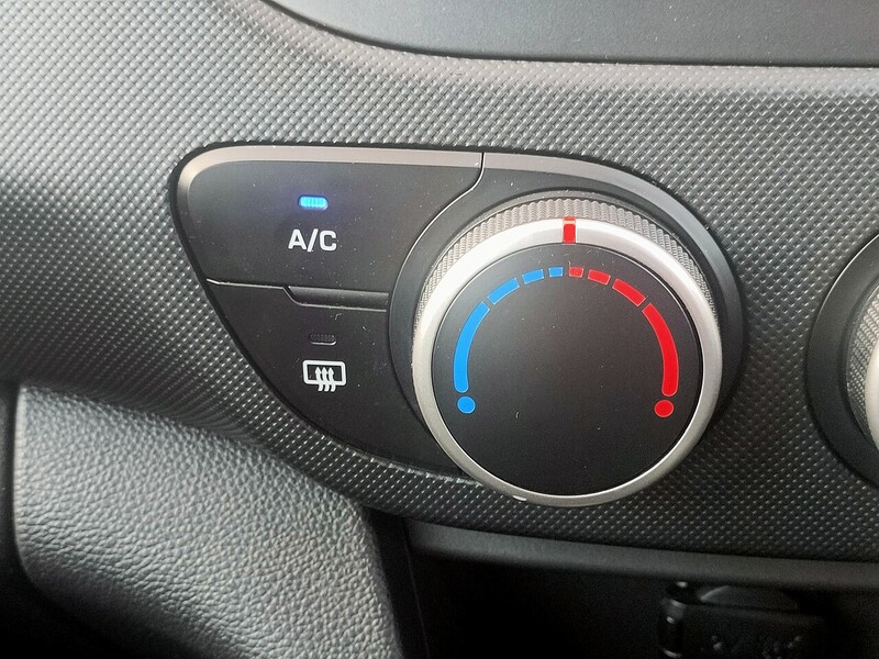 Hyundai 1.0 SE 1.0 5dr Hatchback Manual Petrol