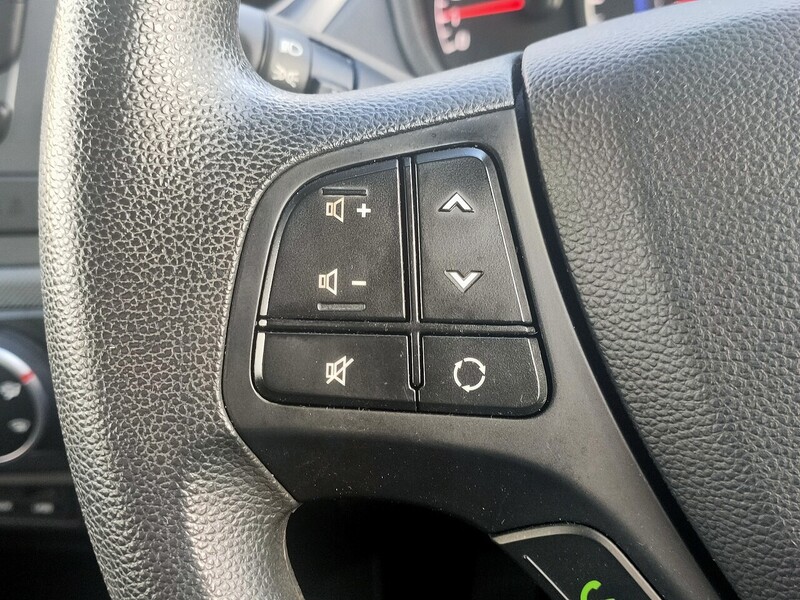 Hyundai 1.0 SE 1.0 5dr Hatchback Manual Petrol