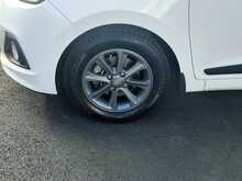 Hyundai 1.0 Blue Drive Premium