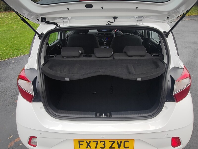 Hyundai 1.0 Advance Hatchback 5dr Petrol Auto Euro 6 (s/s) (67 ps)