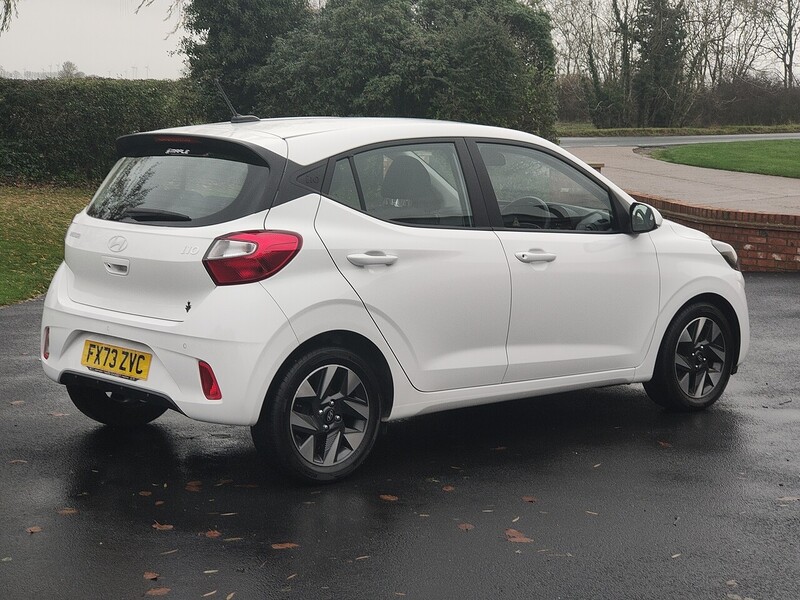Hyundai 1.0 Advance Hatchback 5dr Petrol Auto Euro 6 (s/s) (67 ps)