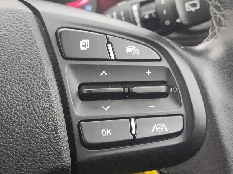 Hyundai 1.0 Advance Hatchback 5dr Petrol Auto Euro 6 (s/s) (67 ps)