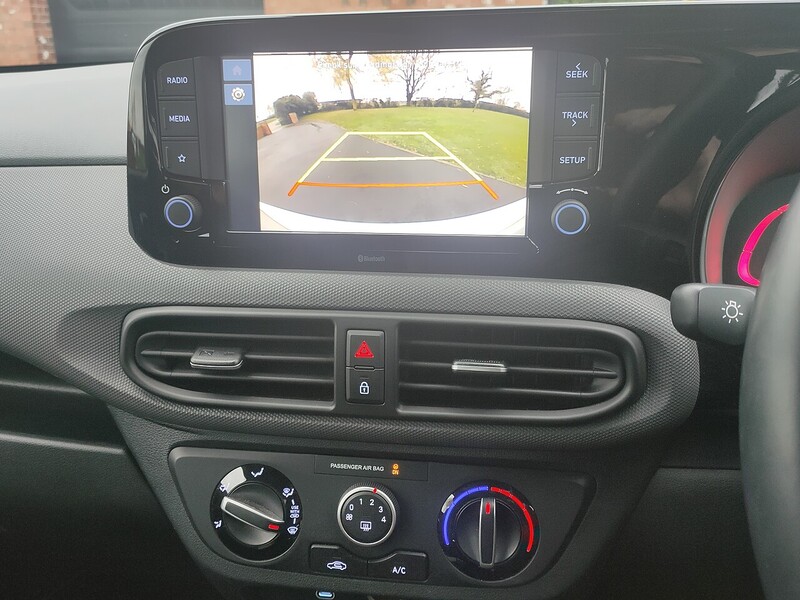 Hyundai 1.0 Advance Hatchback 5dr Petrol Auto Euro 6 (s/s) (67 ps)