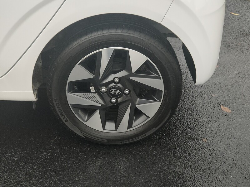 Hyundai 1.0 Advance Hatchback 5dr Petrol Auto Euro 6 (s/s) (67 ps)