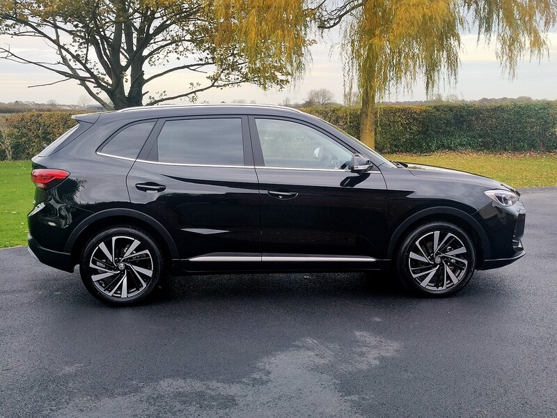 MG Hybrid+ Trophy 1.5 5dr SUV Automatic Petrol Hybrid